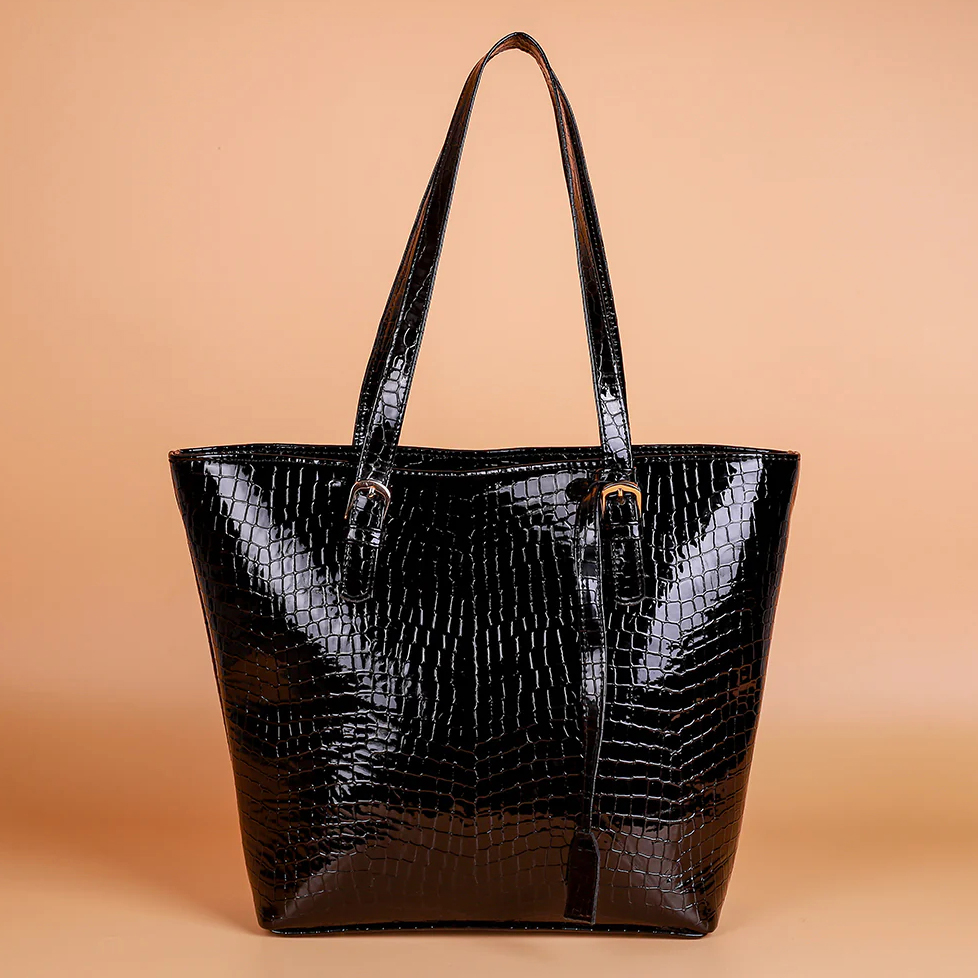 leather-tote-bag4.jpg Leather Tote Bag - Image 1