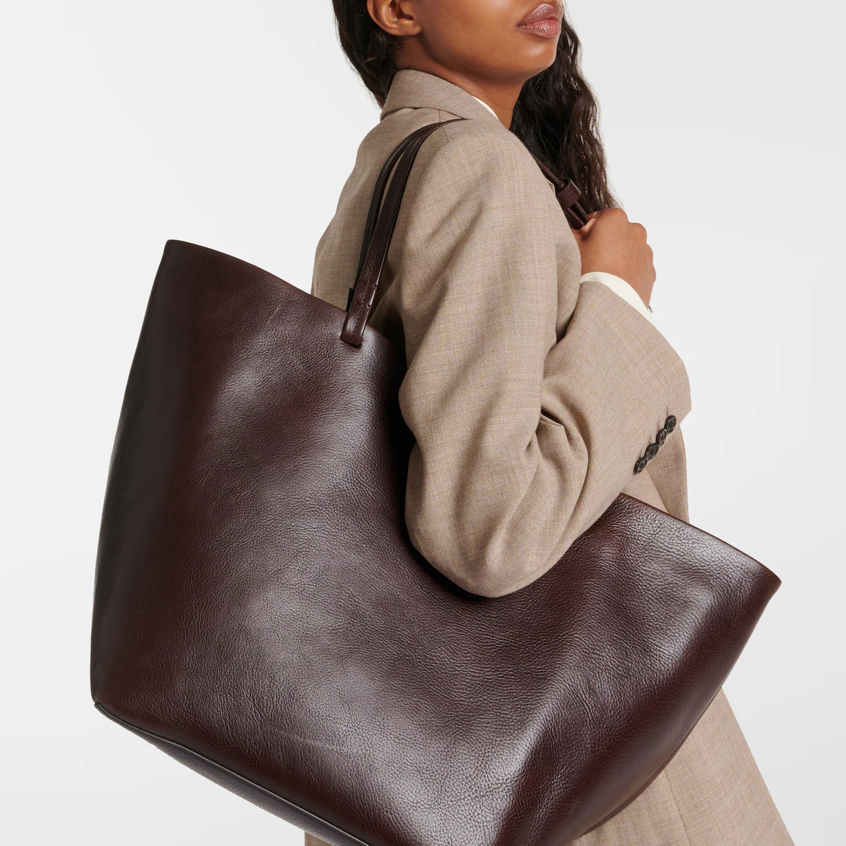 leather-tote-bag9.jpg Leather Tote Bag - Image 1